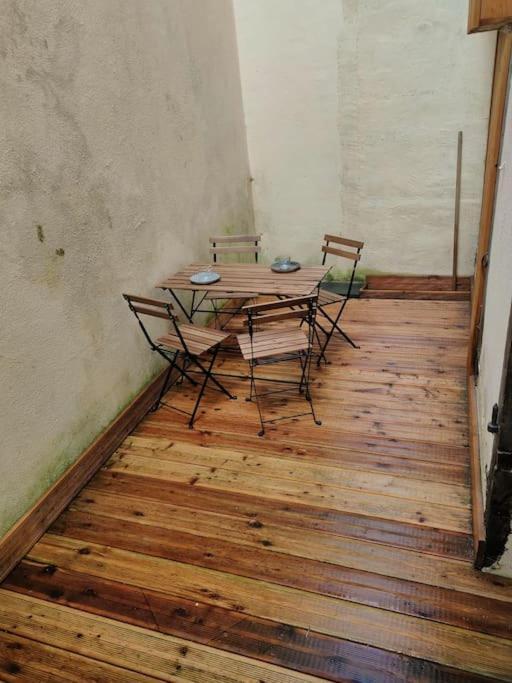 Patio Cosy Thizy-les-Bourgs Exterior foto